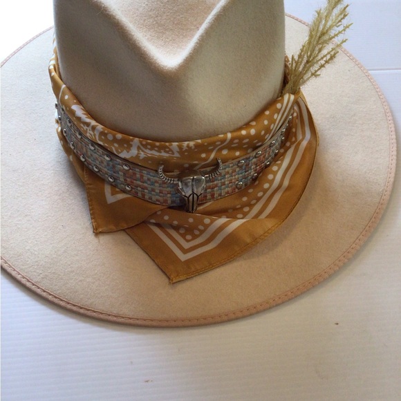 NEW! Lack of Color X Ruxpinsrags Cream Rancher - Picture 2 of 10